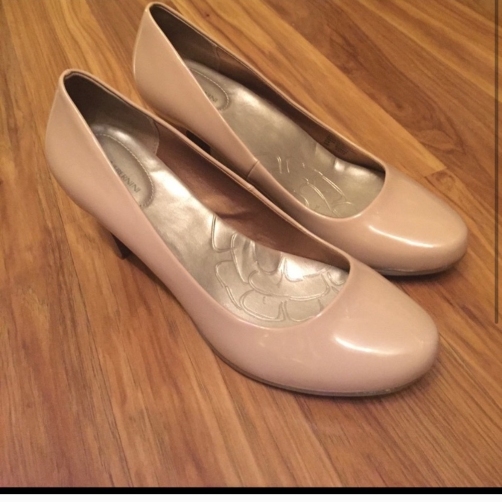 Nude heels